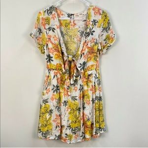 Free People Floral V-Neck Pocket Tie